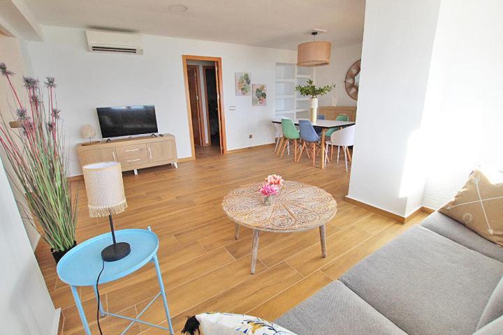 Апартаменты Apartamento Europa Primera Linea De Playa Guardamar Гвардамар-дель-Сегура Экстерьер фото