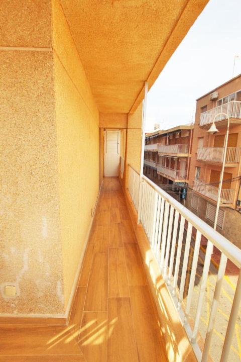 Апартаменты Apartamento Europa Primera Linea De Playa Guardamar Гвардамар-дель-Сегура Экстерьер фото