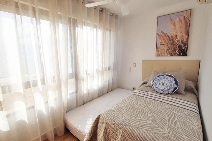 Апартаменты Apartamento Europa Primera Linea De Playa Guardamar Гвардамар-дель-Сегура Экстерьер фото